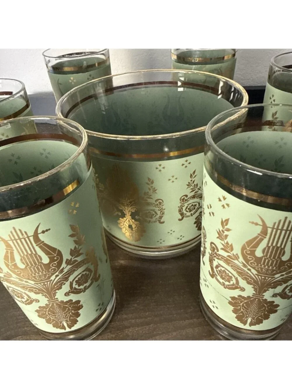 Jeanette Glass this vintage